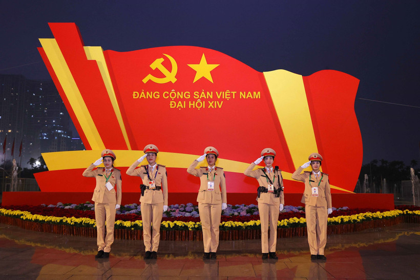 Ng&agrave;y l&agrave;m việc đầu ti&ecirc;n Đại hội đại biểu to&agrave;n quốc lần thứ XIV của Đảng