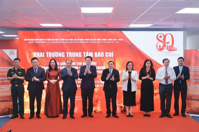 Chiến dịch đặc biệt của c&aacute;c "chiến sỹ tr&ecirc;n mặt trận văn h&oacute;a, tư tưởng"