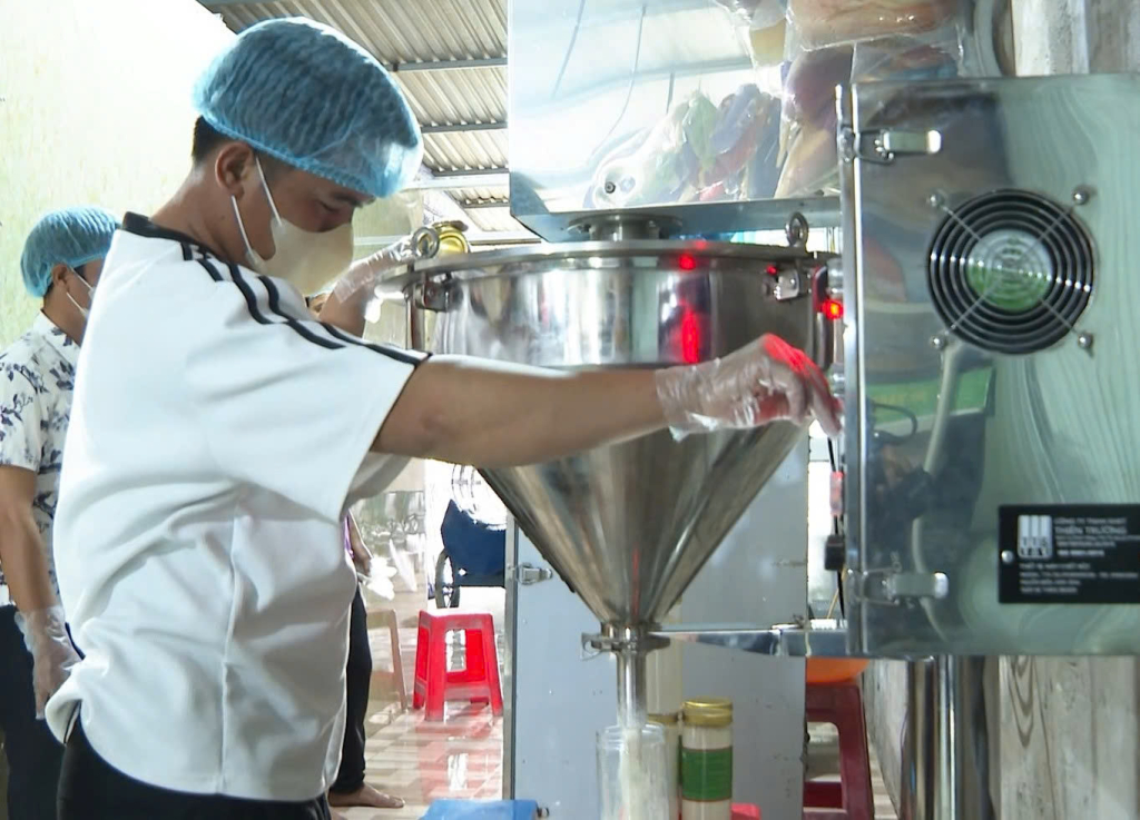 Tổng kinh phí đầu tư máy móc hơn 300 triệu đồng, trong đó, kinh phí khuyến công địa phương hỗ trợ gần 150 triệu đồng