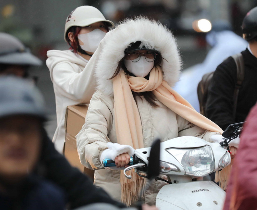 Thời tiết ng&agrave;y 23/1: H&agrave; Nội kh&ocirc;ng mưa, trời r&eacute;t đậm, r&eacute;t hại