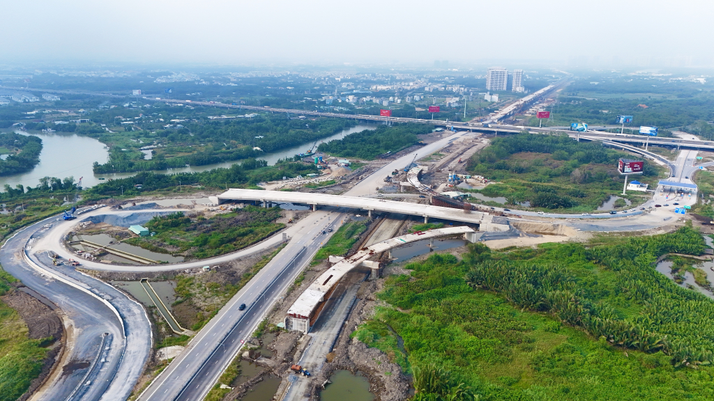 Lợi thế tăng gi&aacute; của bất động sản khu T&acirc;y TP.Hồ Ch&iacute; Minh