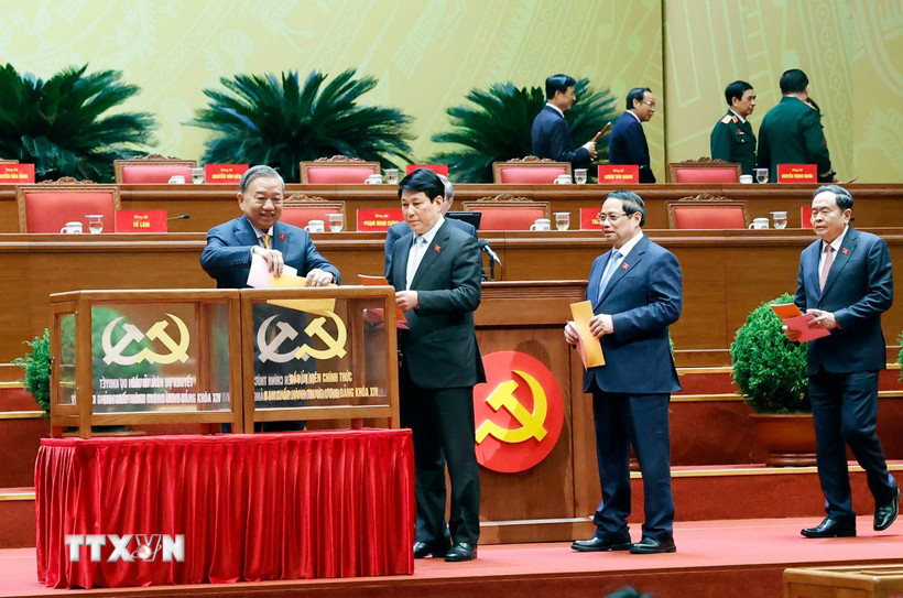 C&ocirc;ng bố danh s&aacute;ch Ban Chấp h&agrave;nh Trung ương Đảng kh&oacute;a XIV