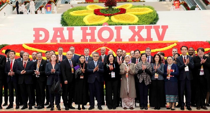 Cần phải thay đổi c&aacute;ch nghĩ, c&aacute;ch l&agrave;m, m&ocirc; h&igrave;nh tăng trưởng