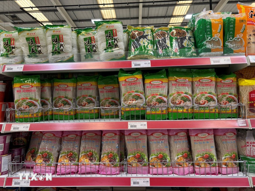 Mở lối cho h&agrave;ng Việt v&agrave;o hệ thống ph&acirc;n phối to&agrave;n cầu