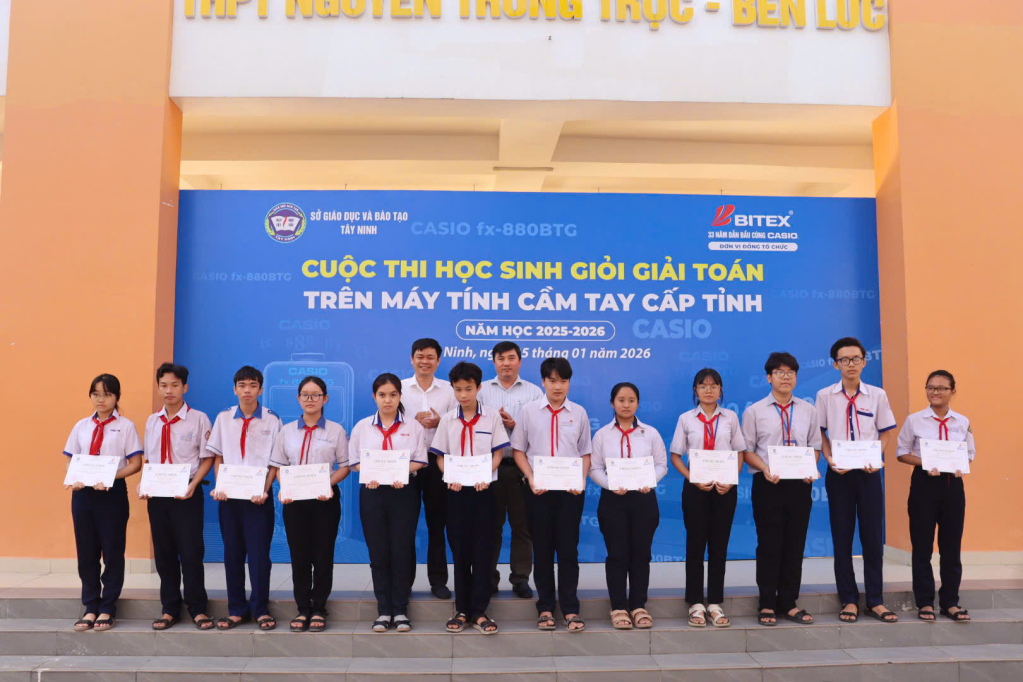 T&acirc;y Ninh tổ chức kỳ thi học sinh giỏi giải To&aacute;n tr&ecirc;n m&aacute;y t&iacute;nh cầm tay năm học 2025-2026