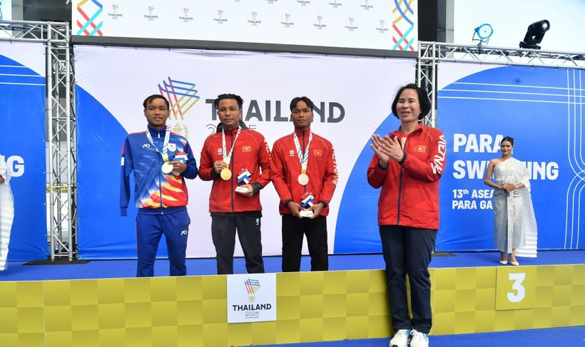 ASEAN Para Games 13: Tuyển bơi Việt Nam bứt tốc với cơn mưa HCV