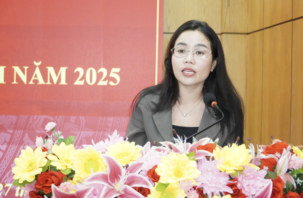 Lãnh đạo Sở Văn hoá, thể thao và du lịch tỉnh Tây Ninh phát biểu tại hội nghị