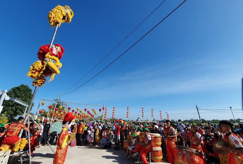 Du lịch Tết B&iacute;nh Ngọ 2026 khởi sắc, mở đ&agrave; tăng trưởng cho cả năm