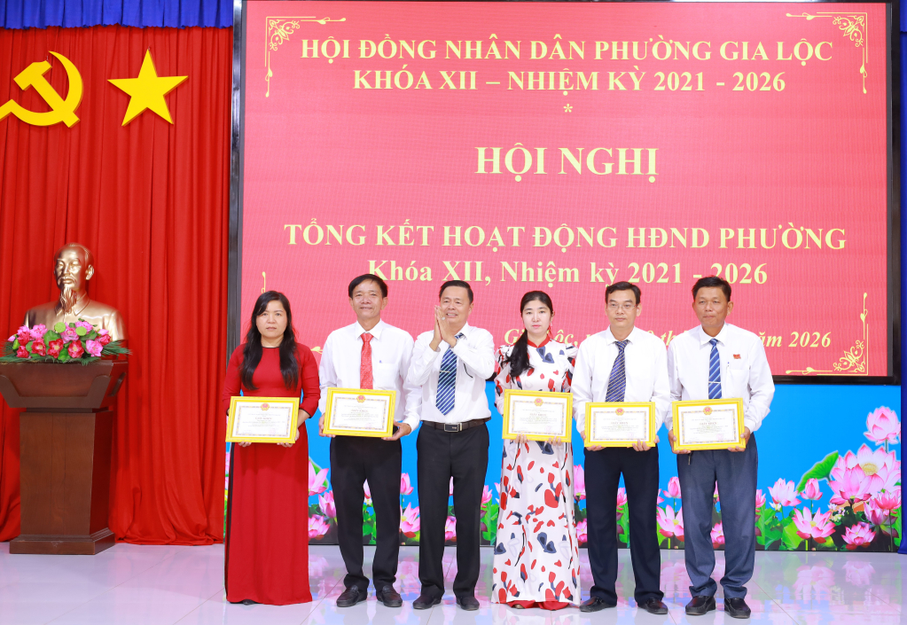 Kỳ họp thứ 5 HĐND phường Gia Lộc: Nhiều nội dung then chốt được th&ocirc;ng qua