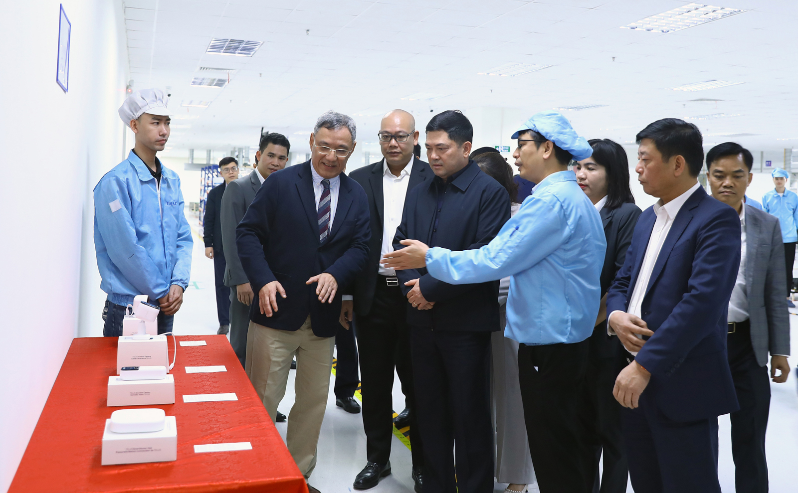 Ảnh với chú thích