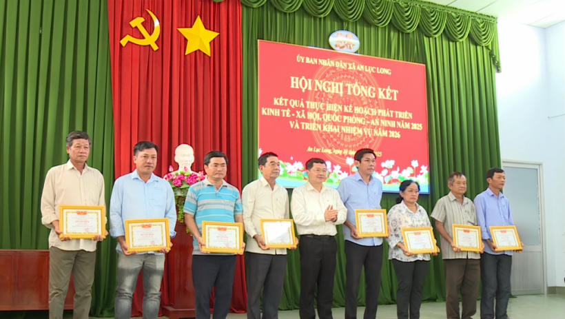 X&atilde; An Lục Long ho&agrave;n th&agrave;nh 15/15 chỉ ti&ecirc;u nhiệm vụ năm 2025