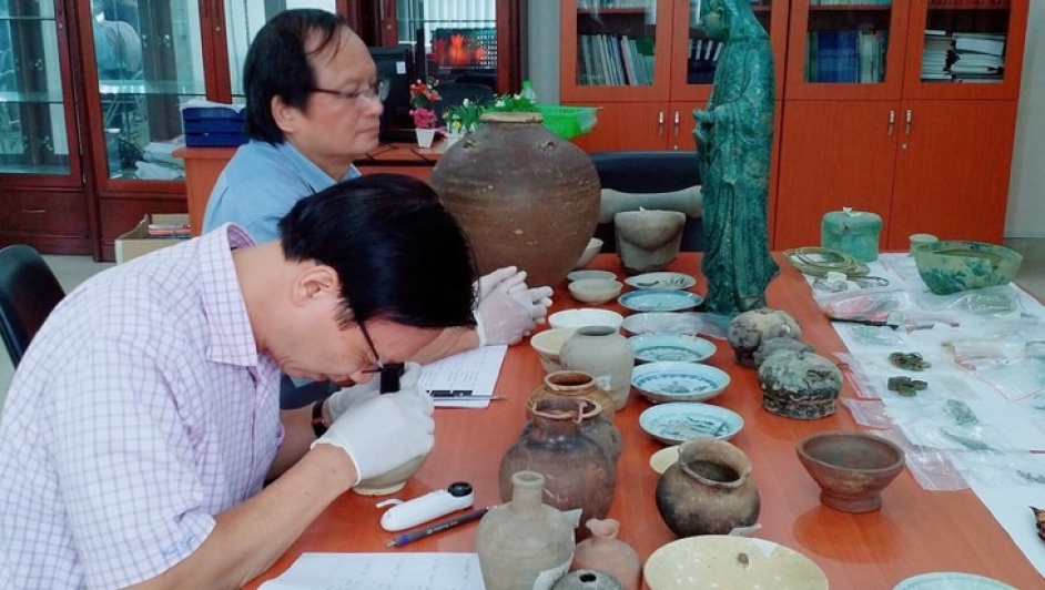 C&aacute;n bộ c&ocirc;ng an, qu&acirc;n đội kh&ocirc;ng được th&agrave;nh lập văn ph&ograve;ng gi&aacute;m định tư ph&aacute;p