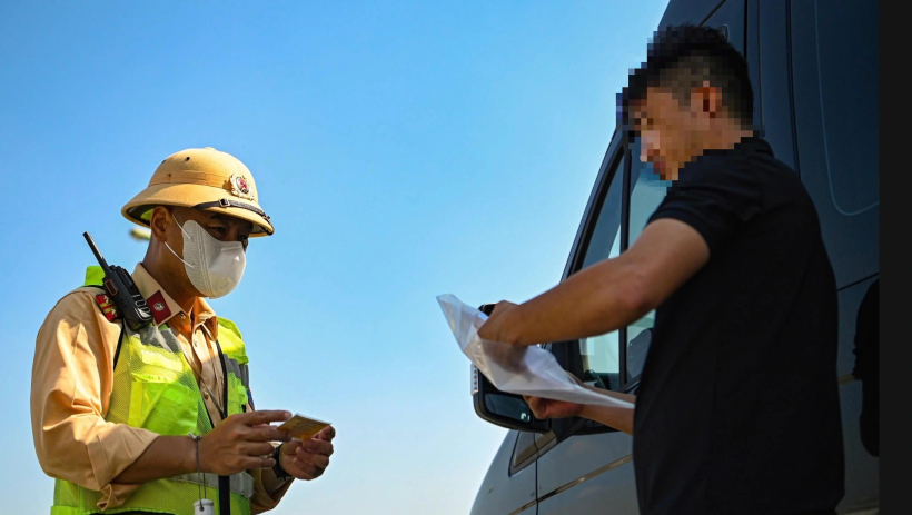 5 quy định mới c&oacute; hiệu lực năm 2026, t&agrave;i xế cần ch&uacute; &yacute;