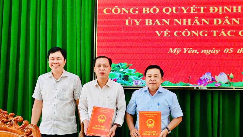 &Ocirc;ng Đặng Thanh Phương giữ chức vụ Gi&aacute;m đốc Trung t&acirc;m Phục vụ h&agrave;nh ch&iacute;nh c&ocirc;ng x&atilde; Mỹ Y&ecirc;n