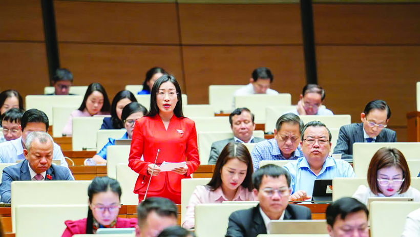 Vinh quang 80 năm Quốc hội Việt Nam&nbsp;đồng h&agrave;nh c&ugrave;ng d&acirc;n tộc