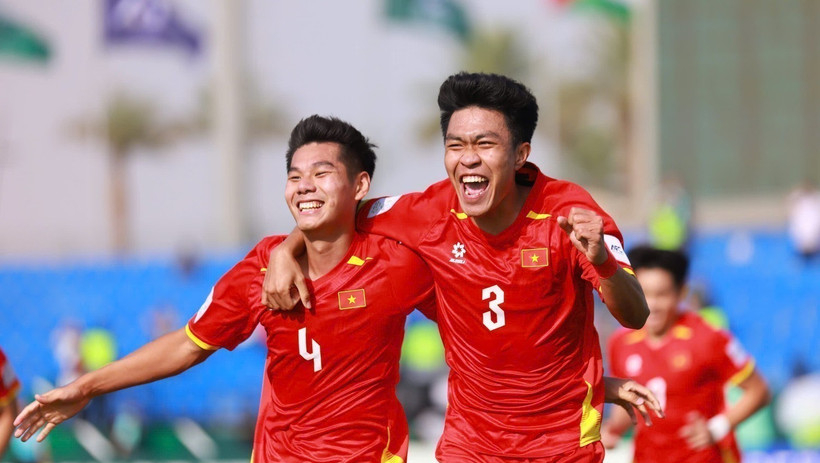 Kết quả U23 ch&acirc;u &Aacute; 2026: U23 Việt Nam đứng đầu bảng, rộng cửa v&agrave;o tứ kết