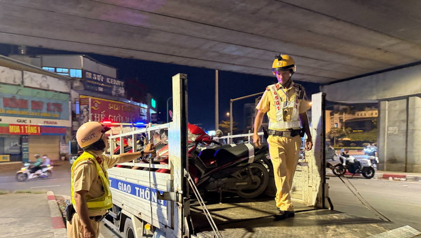 Những lỗi vi phạm bị CSGT tịch thu xe m&aacute;y năm 2026 người d&acirc;n cần biết