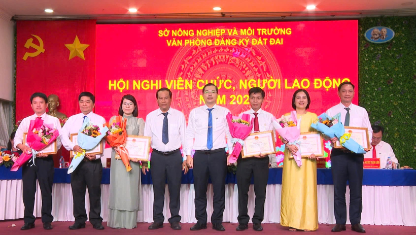 Văn ph&ograve;ng Đăng k&yacute; đất đai tỉnh: N&acirc;ng cao chất lượng hoạt động, phục vụ tốt người d&acirc;n, doanh nghiệp