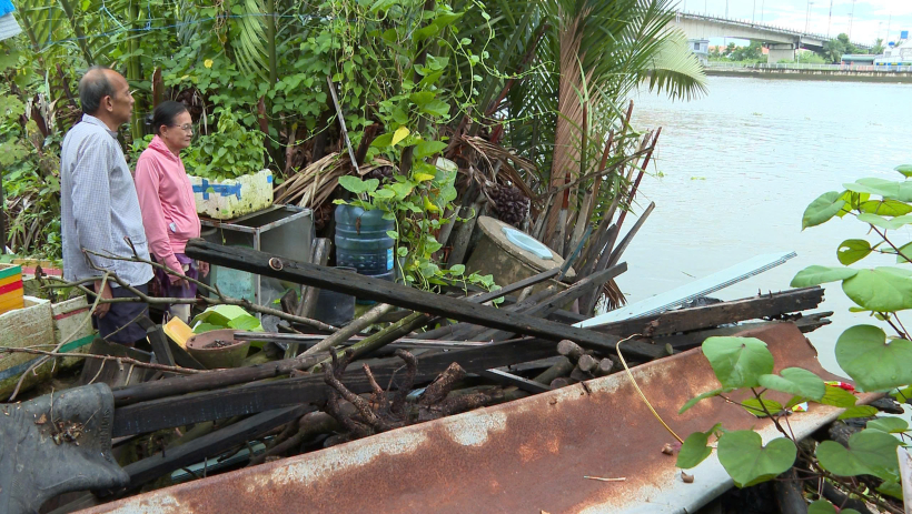 Sạt lở r&igrave;nh rập - Bao giờ người d&acirc;n mới được y&ecirc;n t&acirc;m?