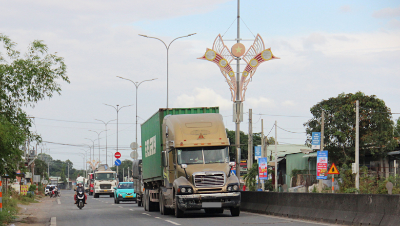 Nhiều quy định mới về giao th&ocirc;ng c&oacute; hiệu lực từ năm 2026