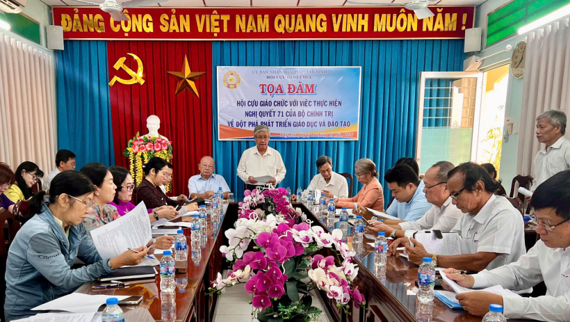 Hội Cựu gi&aacute;o chức với việc thực hiện Nghị quyết 71 của Bộ Ch&iacute;nh trị về đột ph&aacute; ph&aacute;t triển gi&aacute;o dục v&agrave; đ&agrave;o tạo