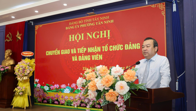 Phường T&acirc;n Ninh: Chuyển giao, tiếp nhận tổ chức đảng v&agrave; đảng vi&ecirc;n
