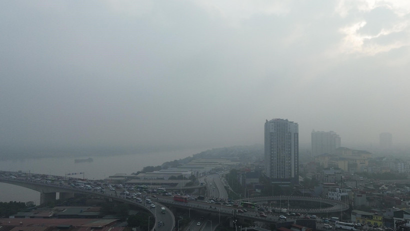 Thời tiết ng&agrave;y 18/1: Cả nước nhiều m&acirc;y, ng&agrave;y nắng, mưa r&agrave;o xuất hiện v&agrave;i nơi