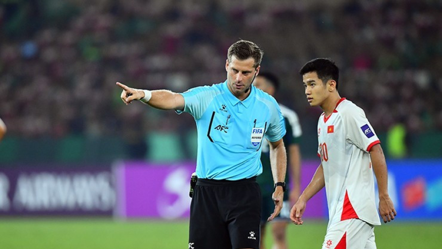 C&ocirc;ng bố danh t&iacute;nh trọng t&agrave;i bắt ch&iacute;nh trận U23 Việt Nam-U23 Trung Quốc