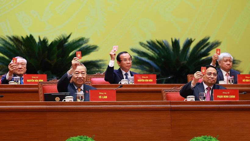 Ng&agrave;y l&agrave;m việc thứ hai Đại hội XIV của Đảng: Kh&aacute;t vọng về một Việt Nam phồn vinh, thịnh vượng