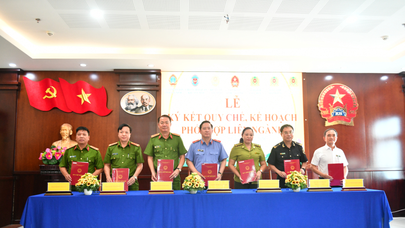 Viện Kiểm s&aacute;t Nh&acirc;n d&acirc;n tỉnh k&yacute; kết c&aacute;c quy chế phối hợp li&ecirc;n ng&agrave;nh