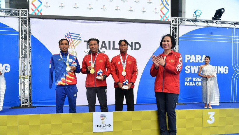 ASEAN Para Games 13: Tuyển bơi Việt Nam bứt tốc với cơn mưa HCV