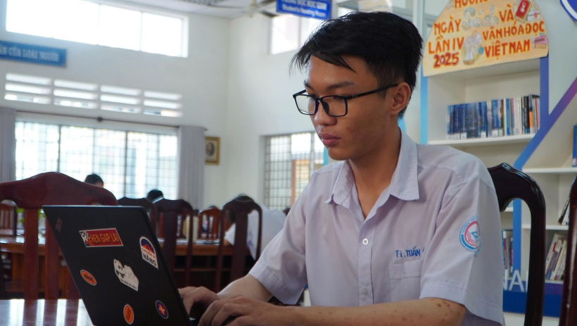 Niềm đam m&ecirc; Tin học được r&egrave;n giũa từ bản lĩnh v&agrave; ki&ecirc;n tr&igrave;