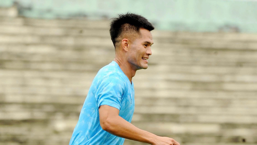 B&ugrave;i Ho&agrave;ng Mỹ &ndash; &lsquo;l&aacute; chắn th&eacute;p&rsquo; nơi h&agrave;ng ph&ograve;ng ngự C&acirc;u lạc bộ Long An