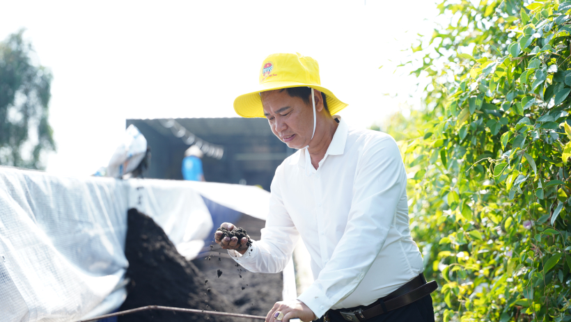 Lục b&igrave;nh - vấn nạn hay t&agrave;i nguy&ecirc;n chưa được khai th&aacute;c?: 'H&ocirc; biến' lục b&igrave;nh th&agrave;nh&nbsp;'v&agrave;ng đen' cho ng&agrave;nh N&ocirc;ng nghiệp (B&agrave;i cuối)