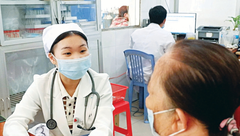 Tết của b&aacute;c sĩ v&ugrave;ng bi&ecirc;n