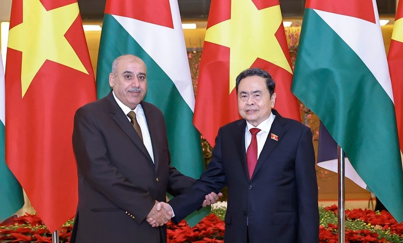 Chủ tịch Quốc hội Trần Thanh Mẫn hội đ&agrave;m với Chủ tịch Hạ viện Jordan