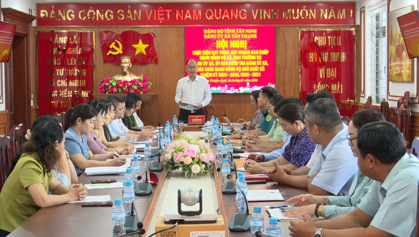 Cử tri tin tưởng v&agrave;o sự l&atilde;nh đạo của Đảng