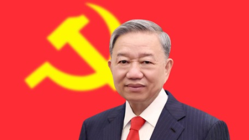 Vững bước dưới cờ Đảng